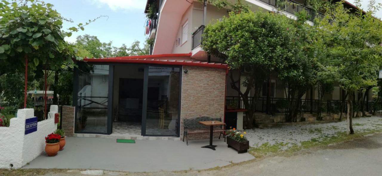 Helena Apartments Paralia Panteleimonos Exterior foto